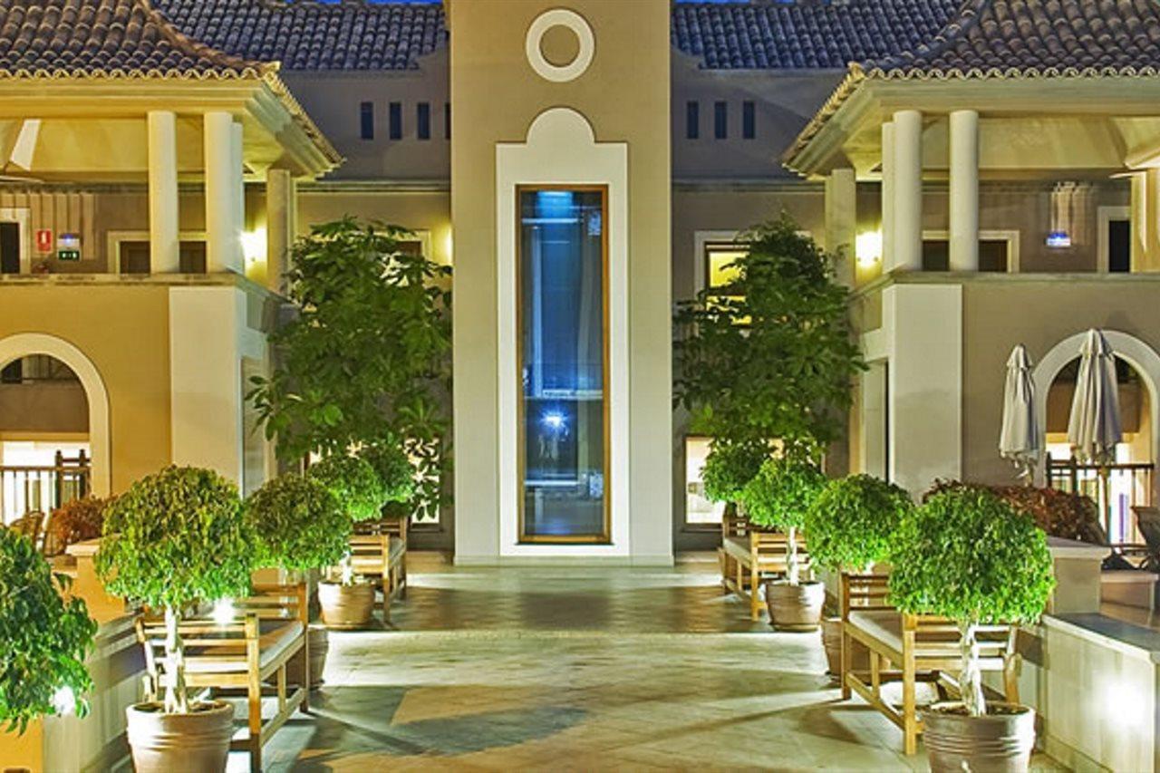 Marylanza & Hotel 4*