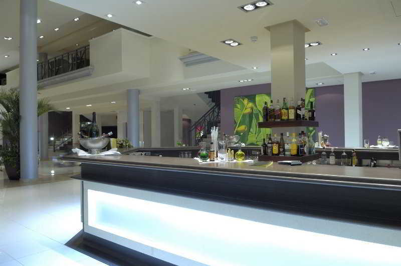 Marylanza & 4*