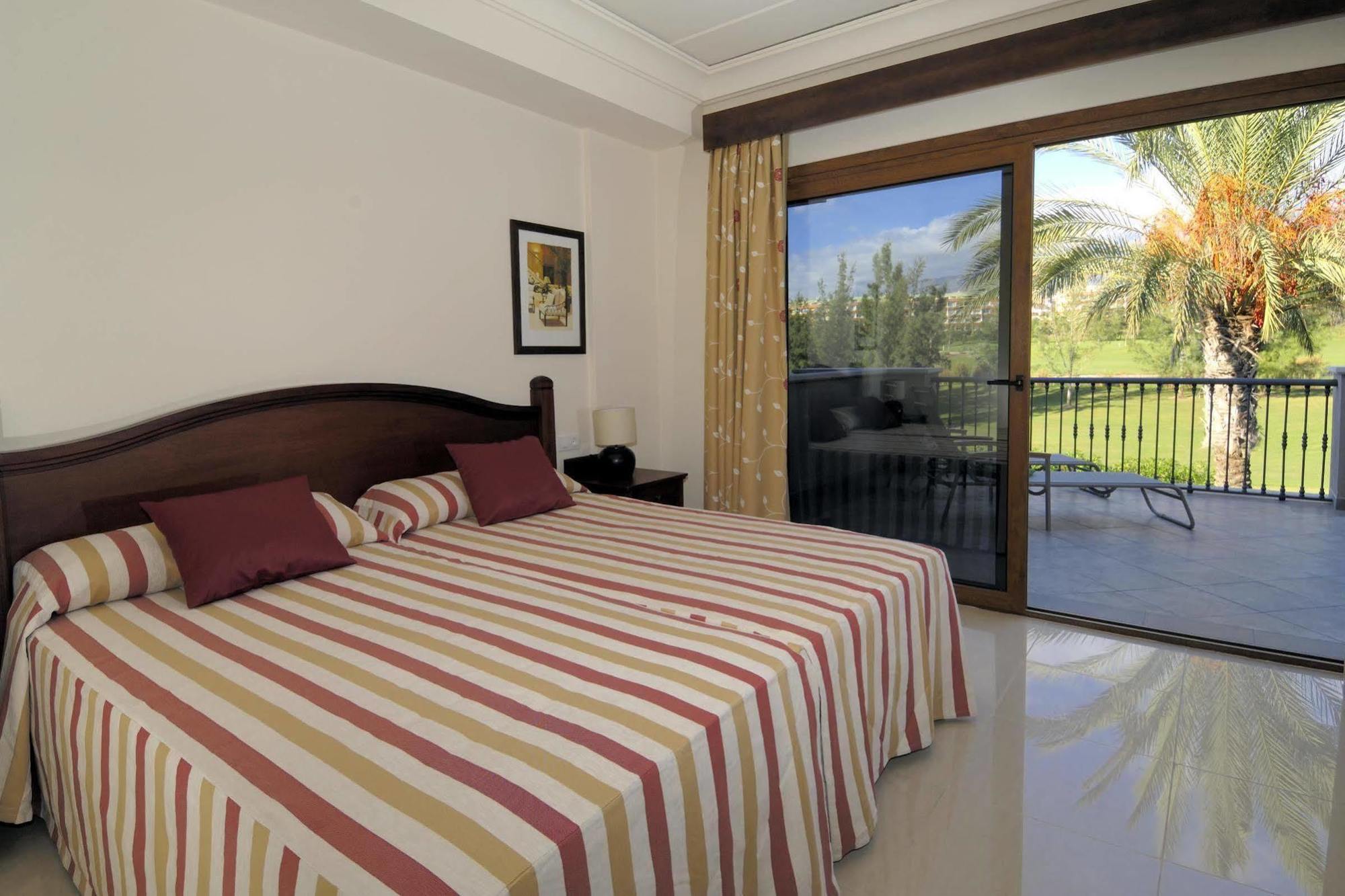 Marylanza & Hotel